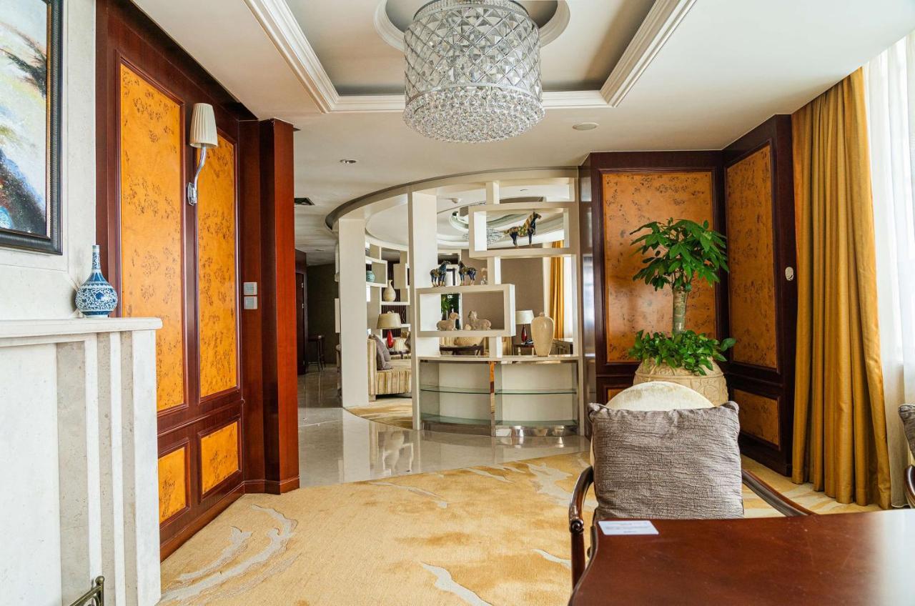 Radisson Tianjin Hotell Exteriör bild