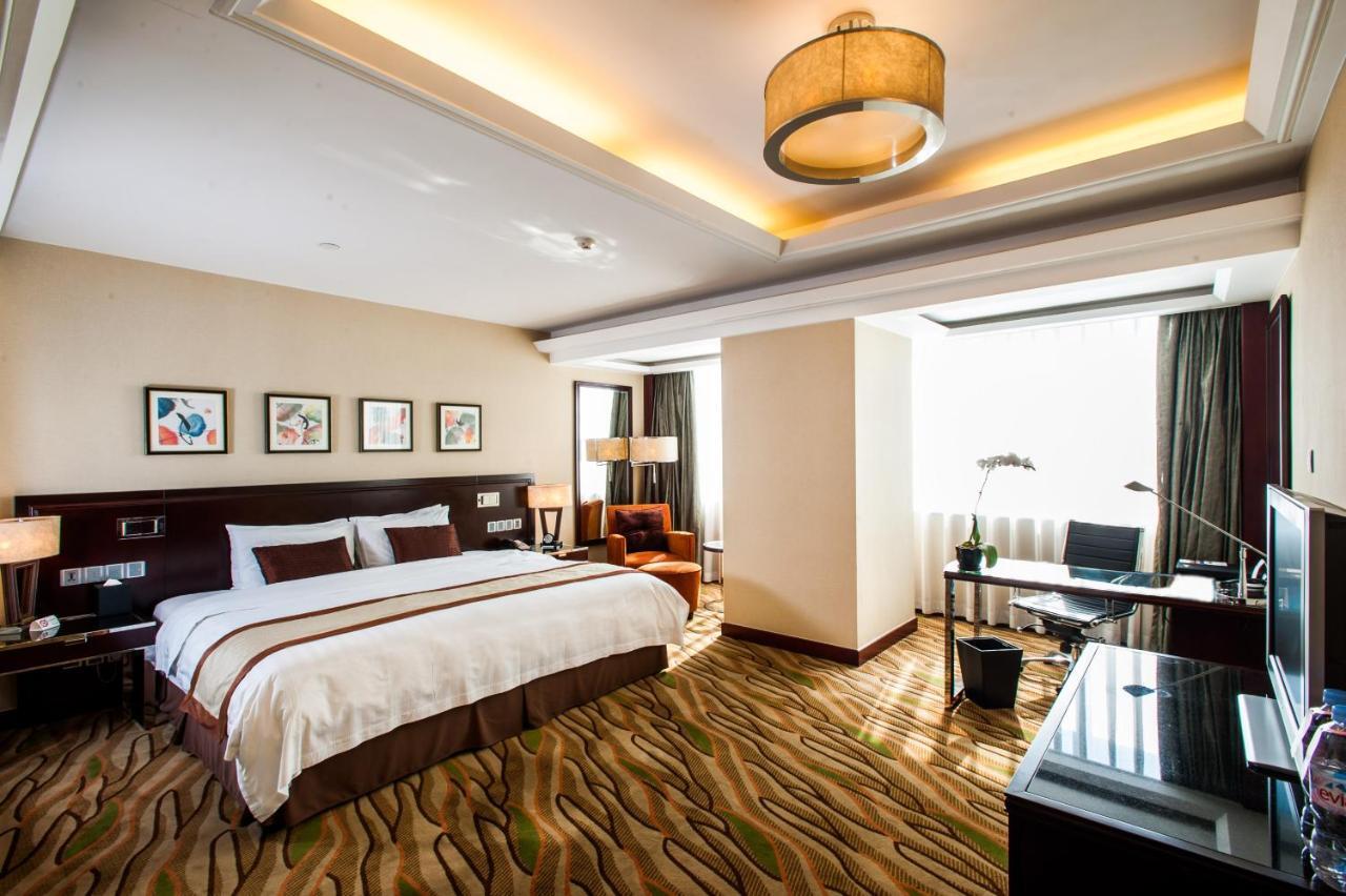 Radisson Tianjin Hotell Exteriör bild
